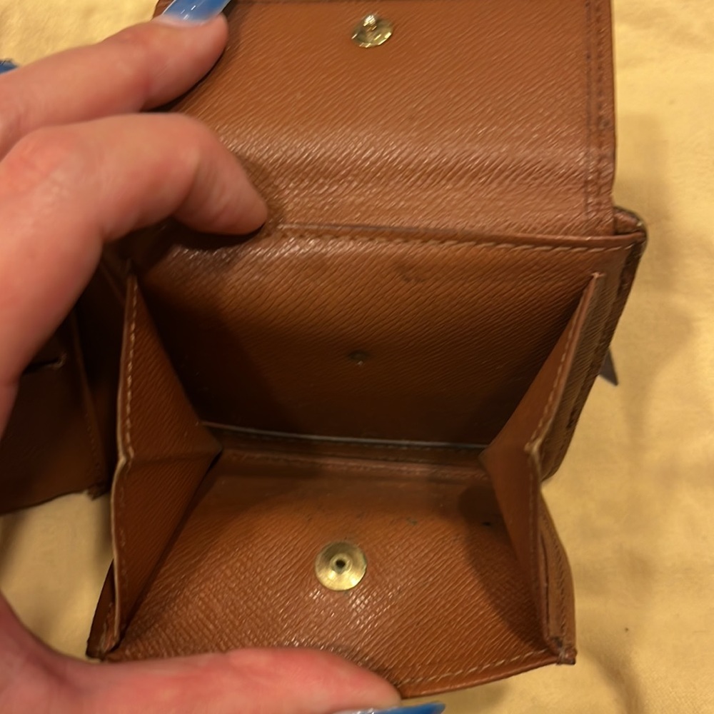 Authentic Louis Vuitton wallet 🪪 - Picture 6 of 11